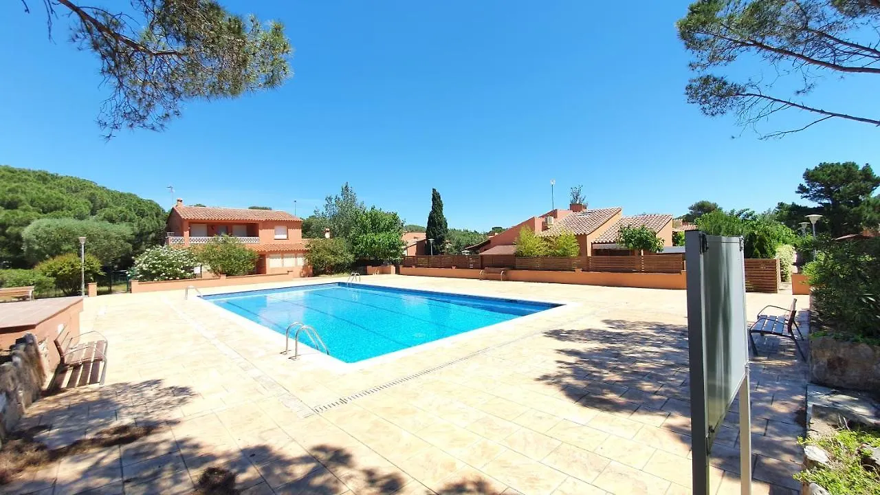 הוילה ל'אסטרטיט Casa Pinell Mar 111 בית נופש